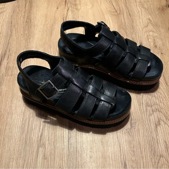 Clarks Orianna Twist Black Leather Sandals - Picture 3 of 7